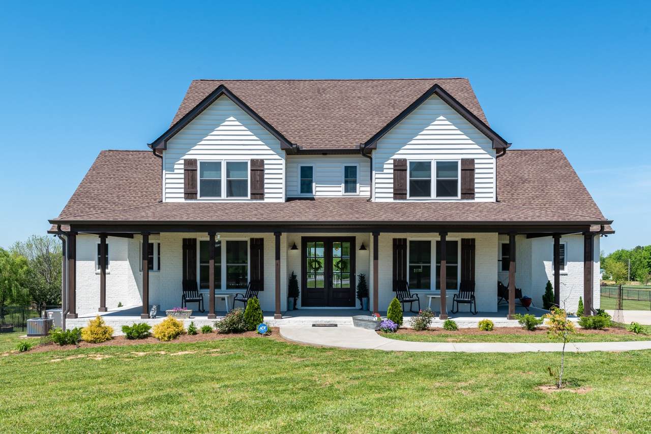 1017 Luton Way - Photo 1