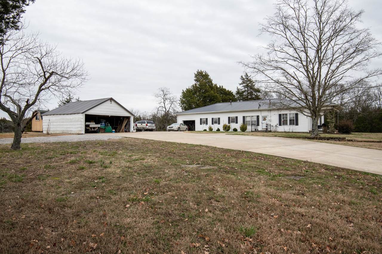 3258 Hwy 41A N - Photo 1 3258 Hwy 41A N - Photo 1