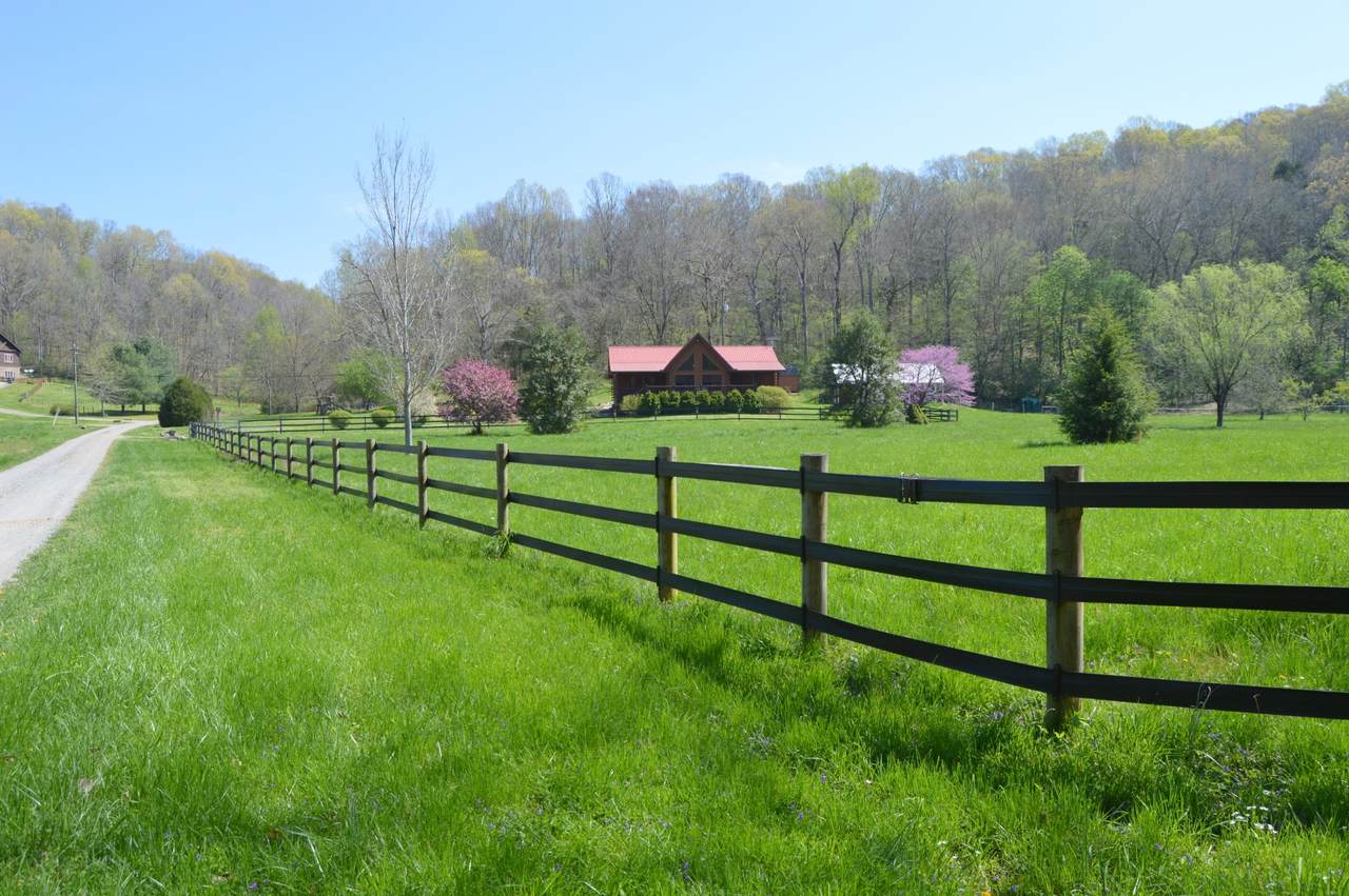 1031 Garland Hollow Rd - Photo 1 1031 Garland Hollow Rd - Photo 1