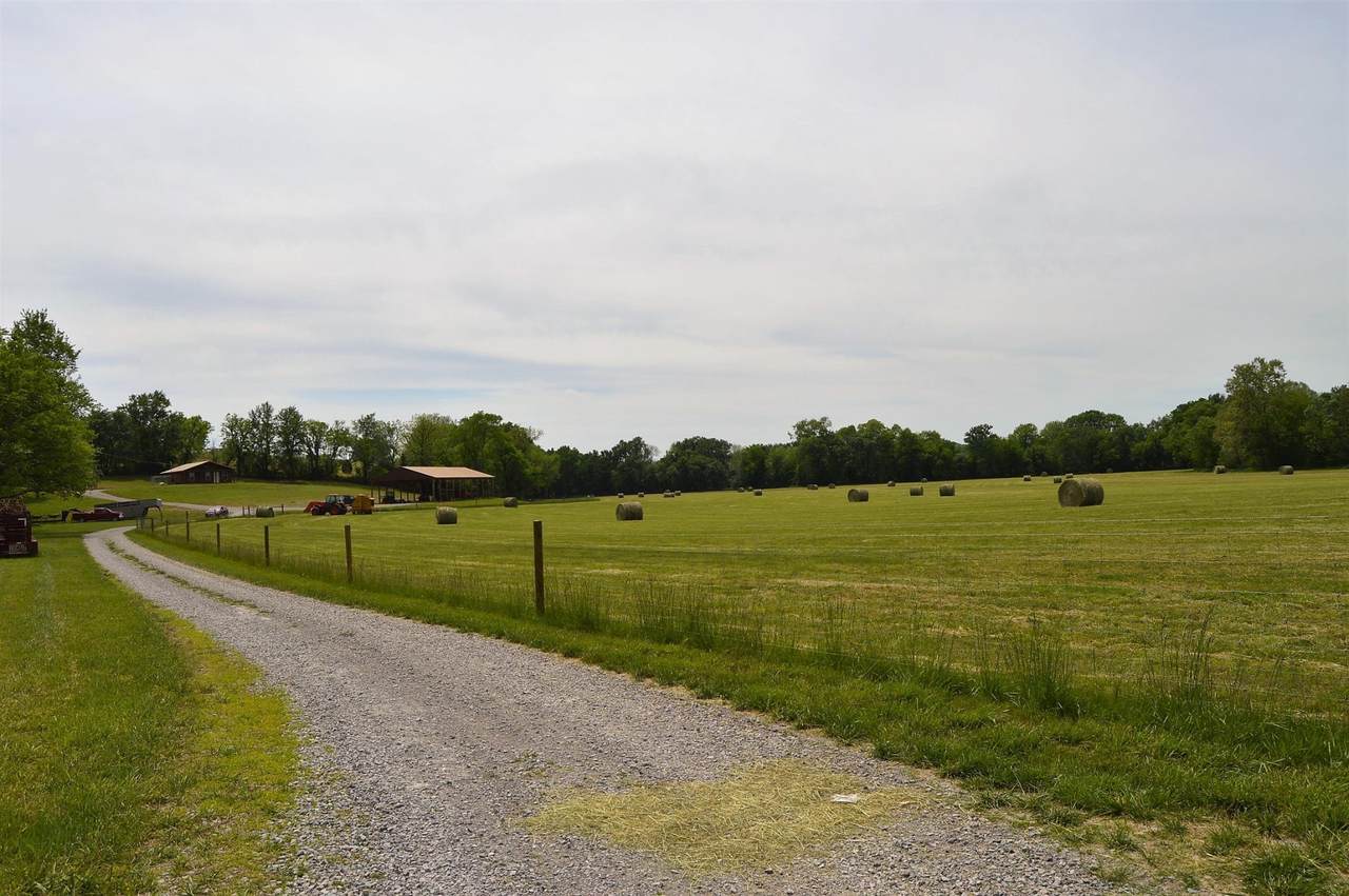 8292 Lewisburg Hwy - Photo 1