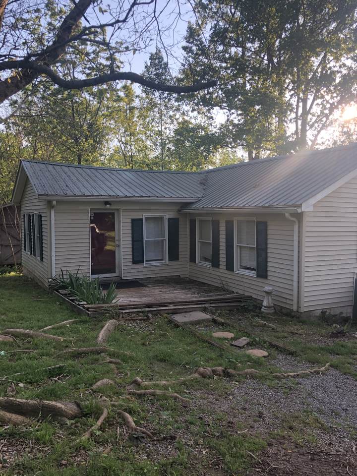 8436 Old Charlotte Pike - Photo 1 8436 Old Charlotte Pike - Photo 1