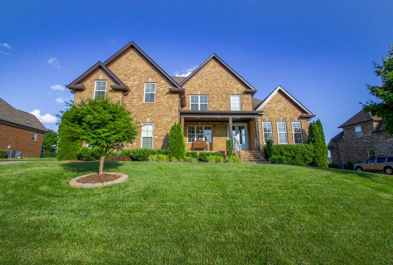 104 Augusta Drive - Photo 1