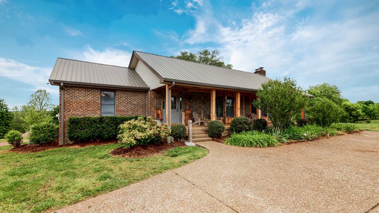 5956 Greenbriar Road - Photo 1
