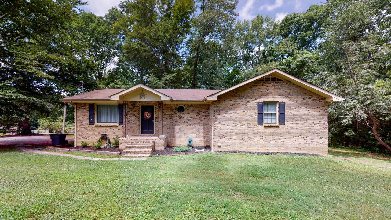 6031 Beech Hill Rd - Photo 1