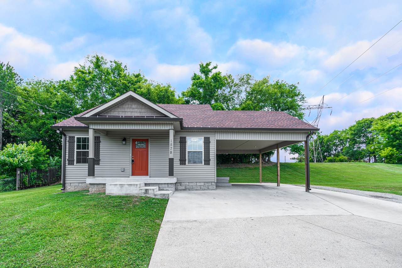 1578 Barrett Dr - Photo 1