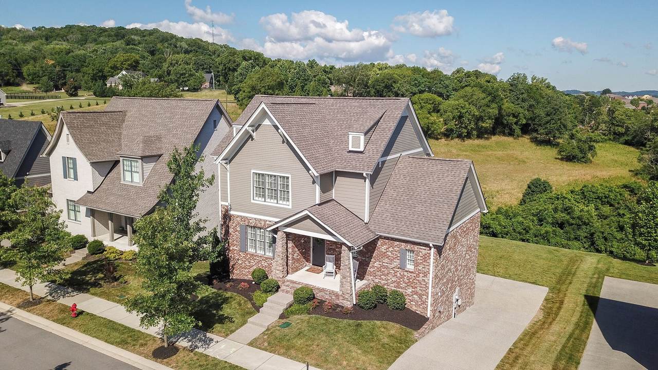 636 Finnhorse Ln - Photo 1