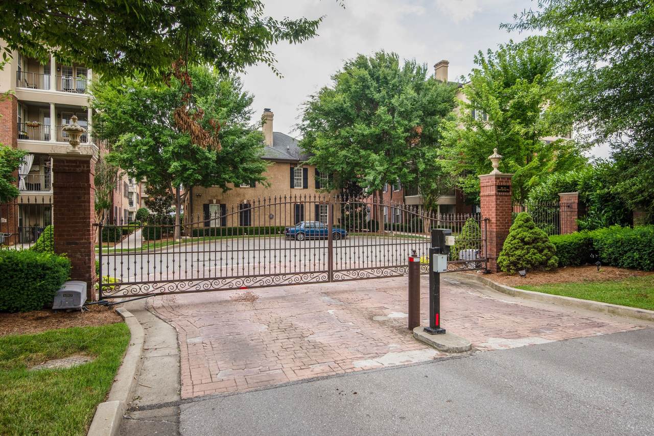 305 Seven Springs Way - Photo 1