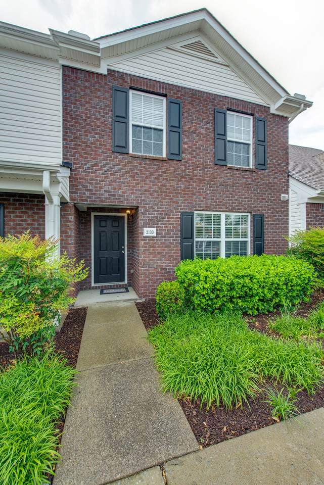 3133 George Buchanan Dr - Photo 1