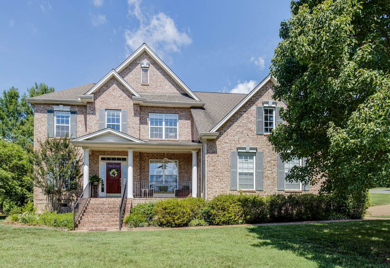 501 Clearwater Dr - Photo 1
