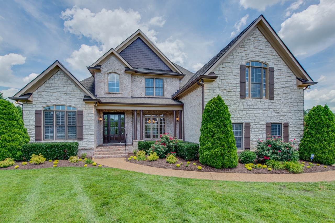 1604 Kendale Ct - Photo 1
