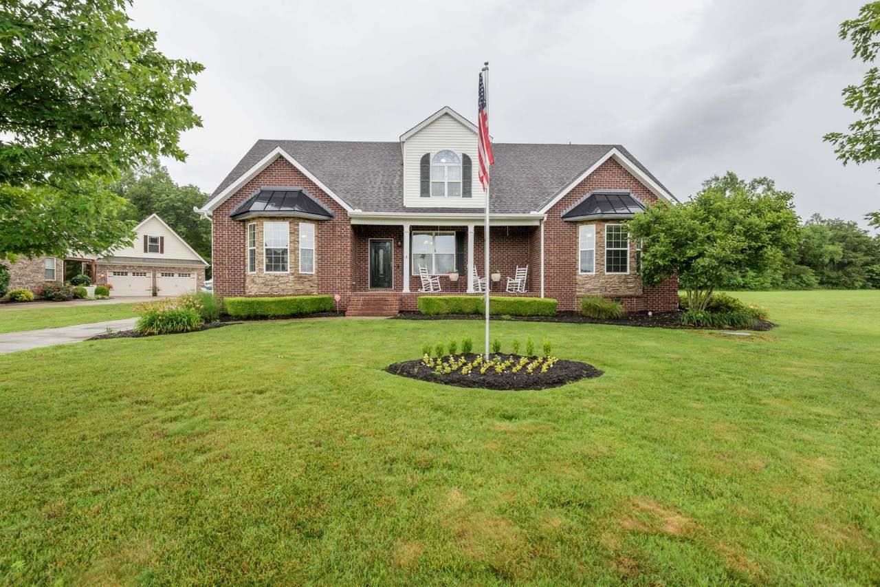 3906 Triple Crown Dr - Photo 1