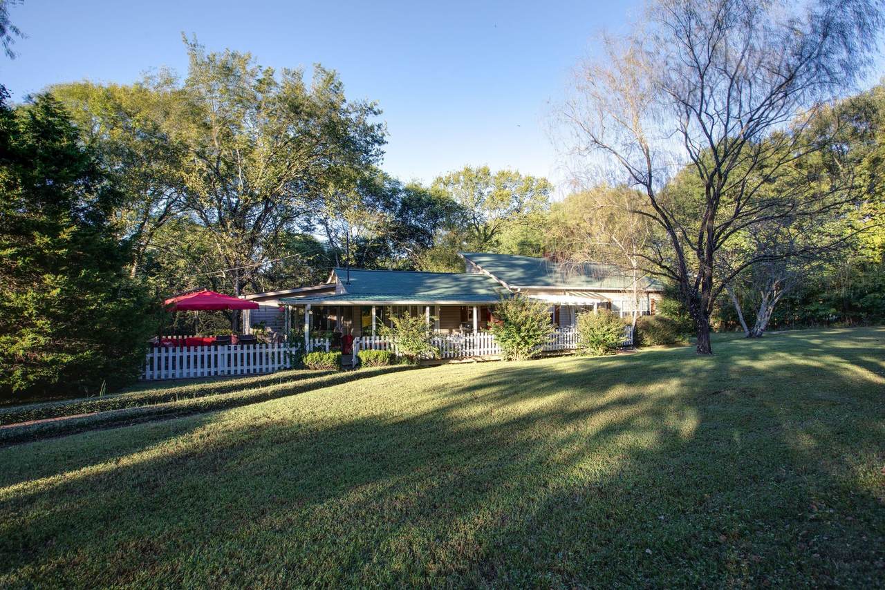 1443 Stewarts Ferry Pike - Photo 1