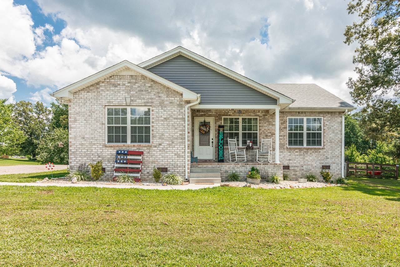 1015 Larkspur Meadows Ln - Photo 1