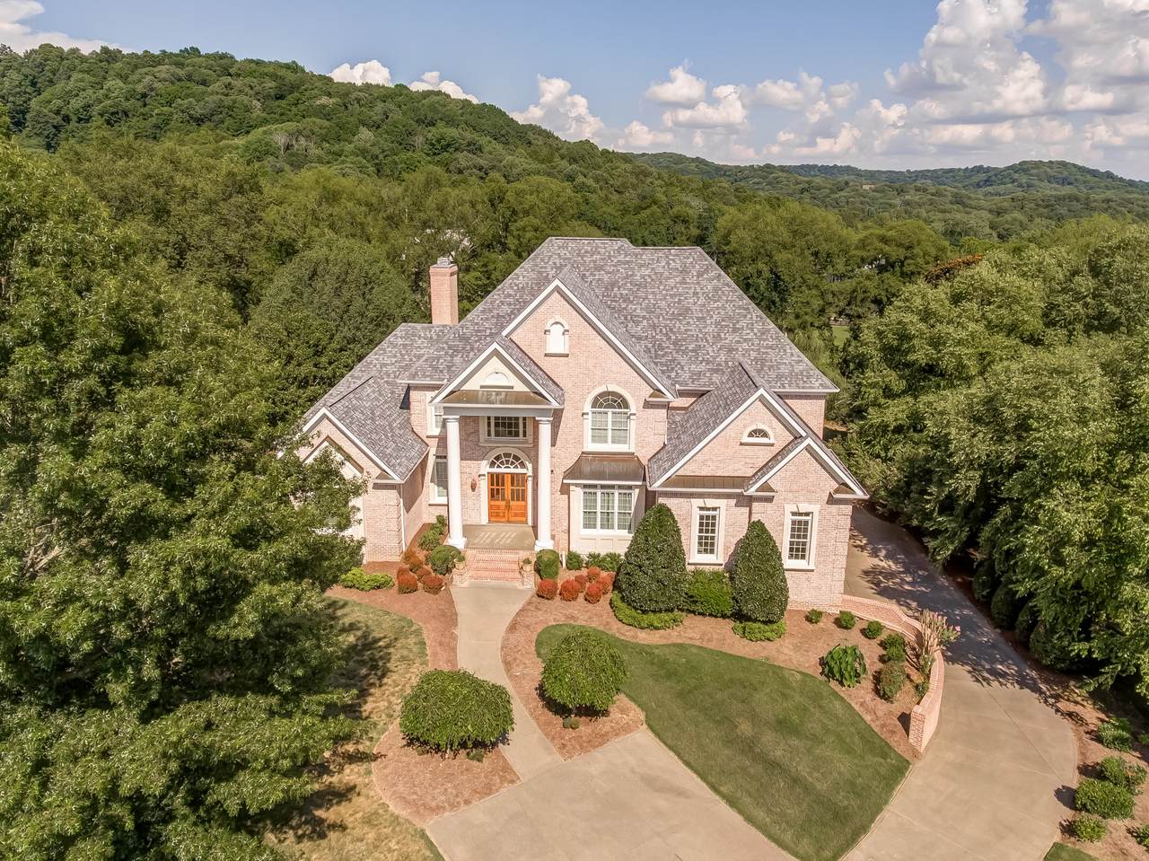 389 Lake Valley Dr - Photo 1