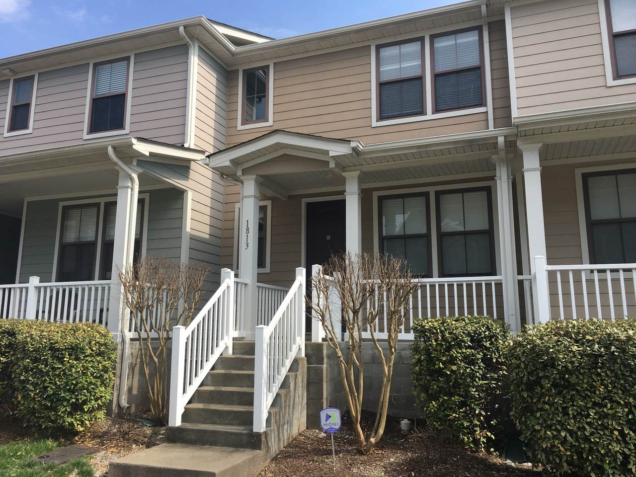 1813 Wild Oaks Ct - Photo 1