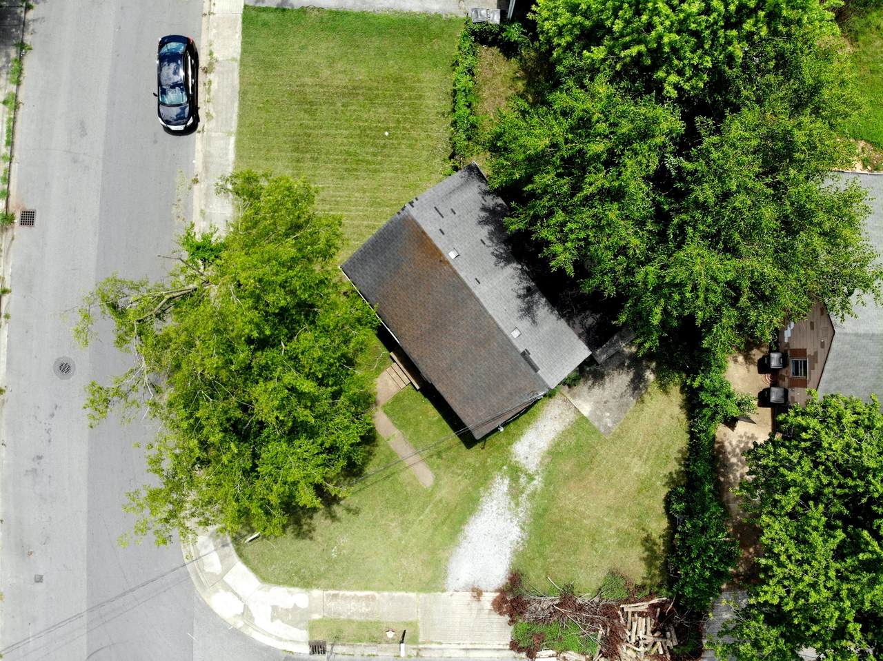 2301 Hammond Dr - Photo 1
