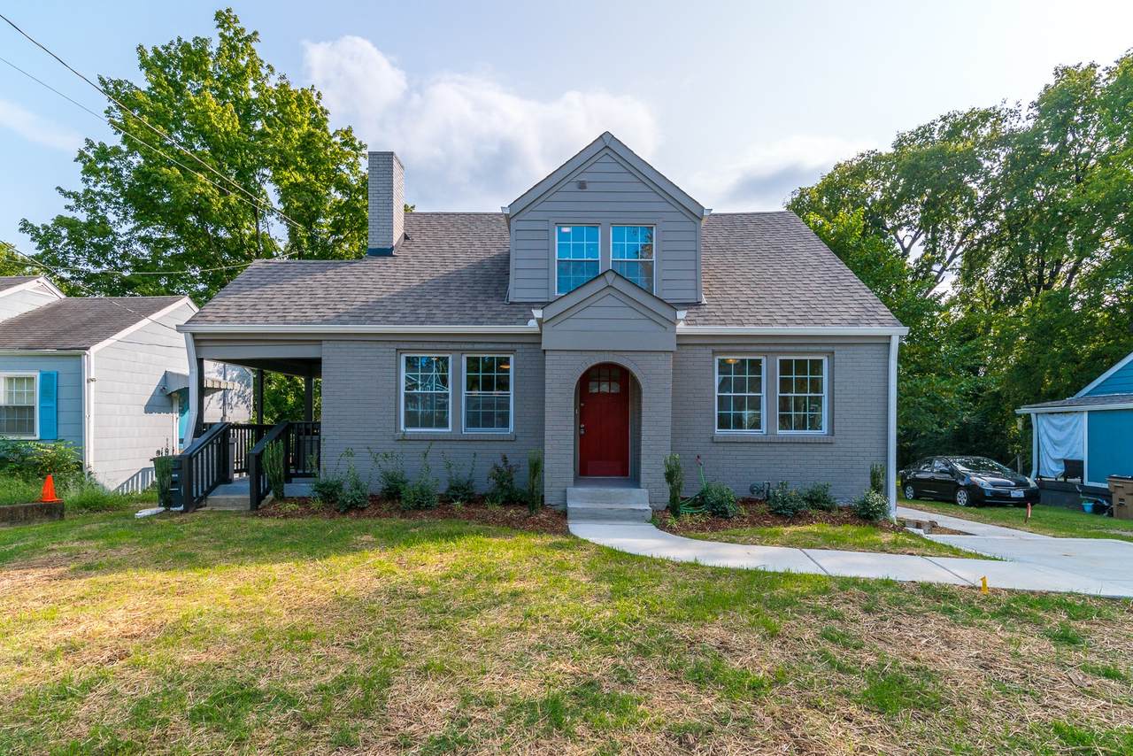 922 Oneida Ave - Photo 1