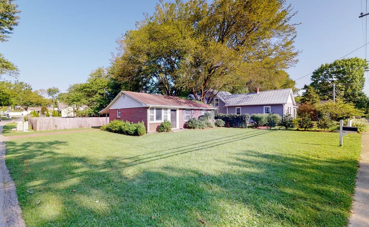 1110 Adams St - Photo 1
