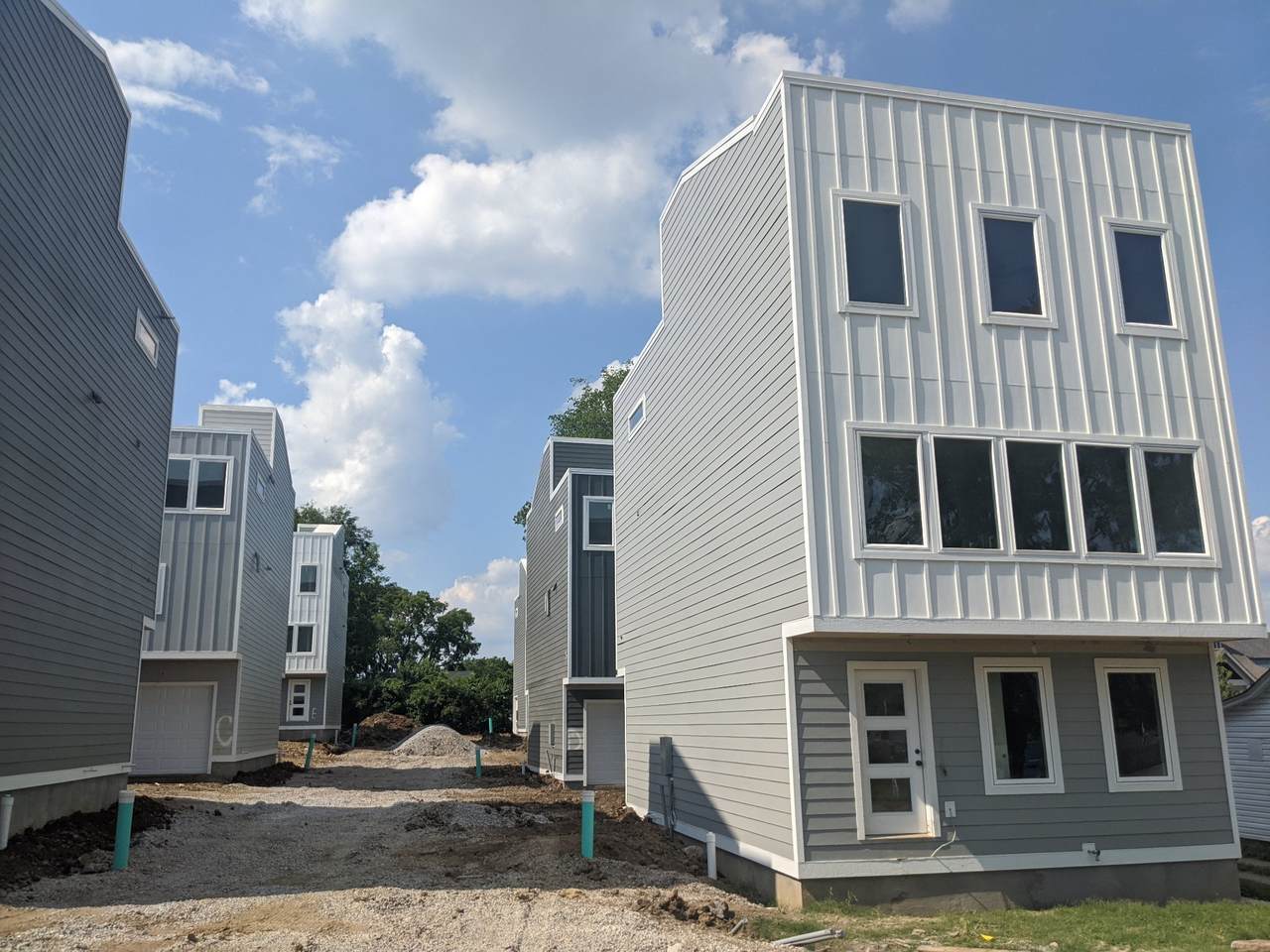 1021F Elvira Ave - Photo 1