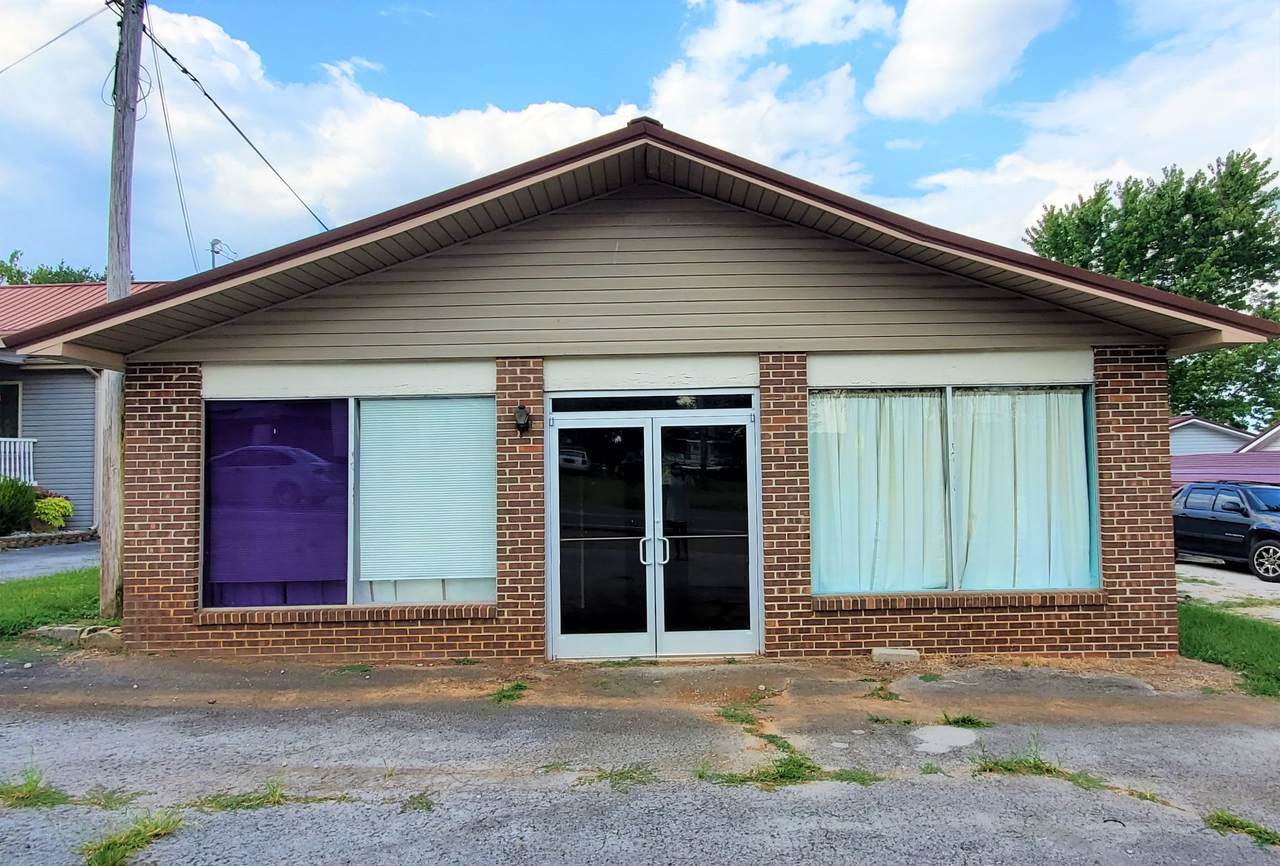 1075 S College St - Photo 1