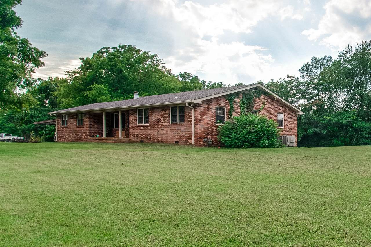 2000 Fairview Blvd - Photo 1