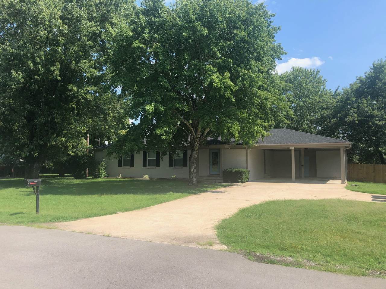 2660 Miami Ave - Photo 1