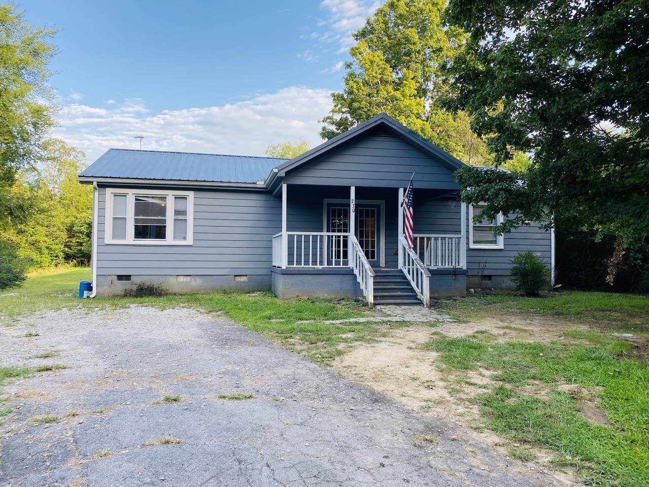 230 W End Dr - Photo 1