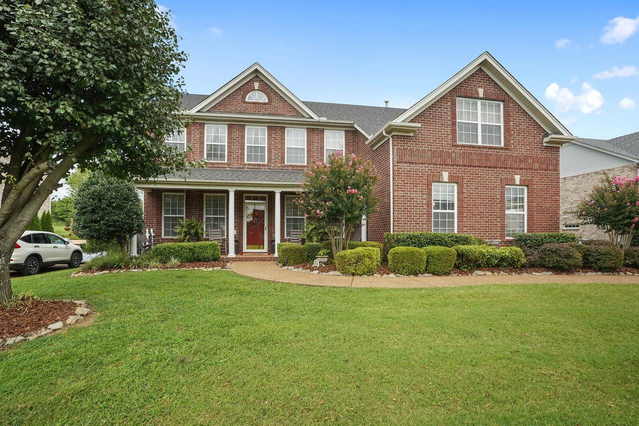 111 Camp Creek Cir - Photo 1