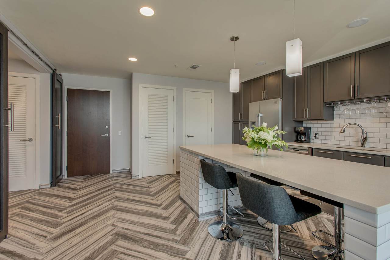 1212 Laurel St - Photo 1