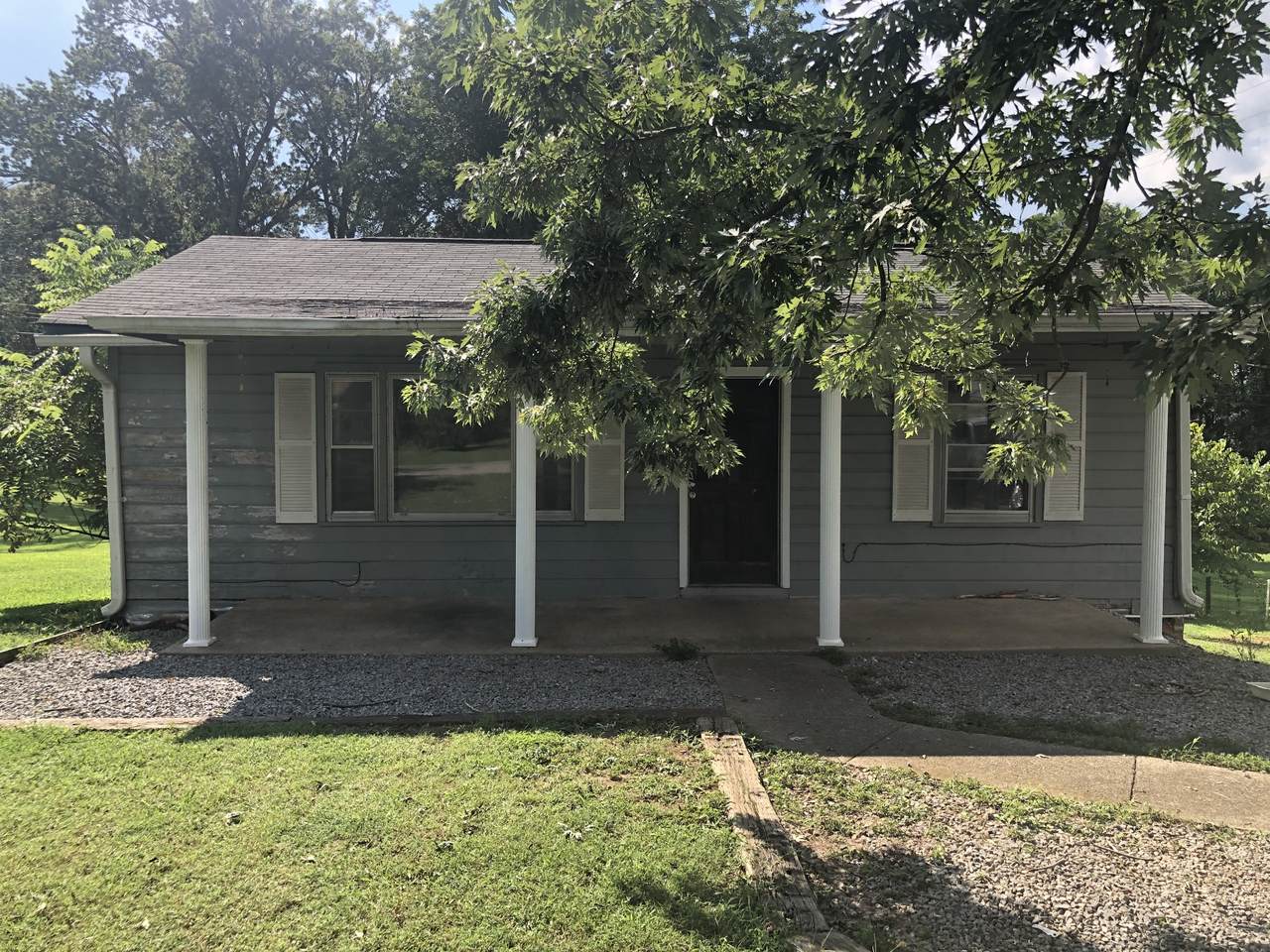 142 Joy Dr - Photo 1