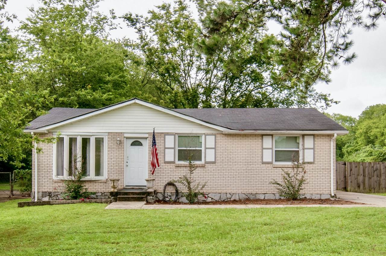 3109 Kings Ln - Photo 1