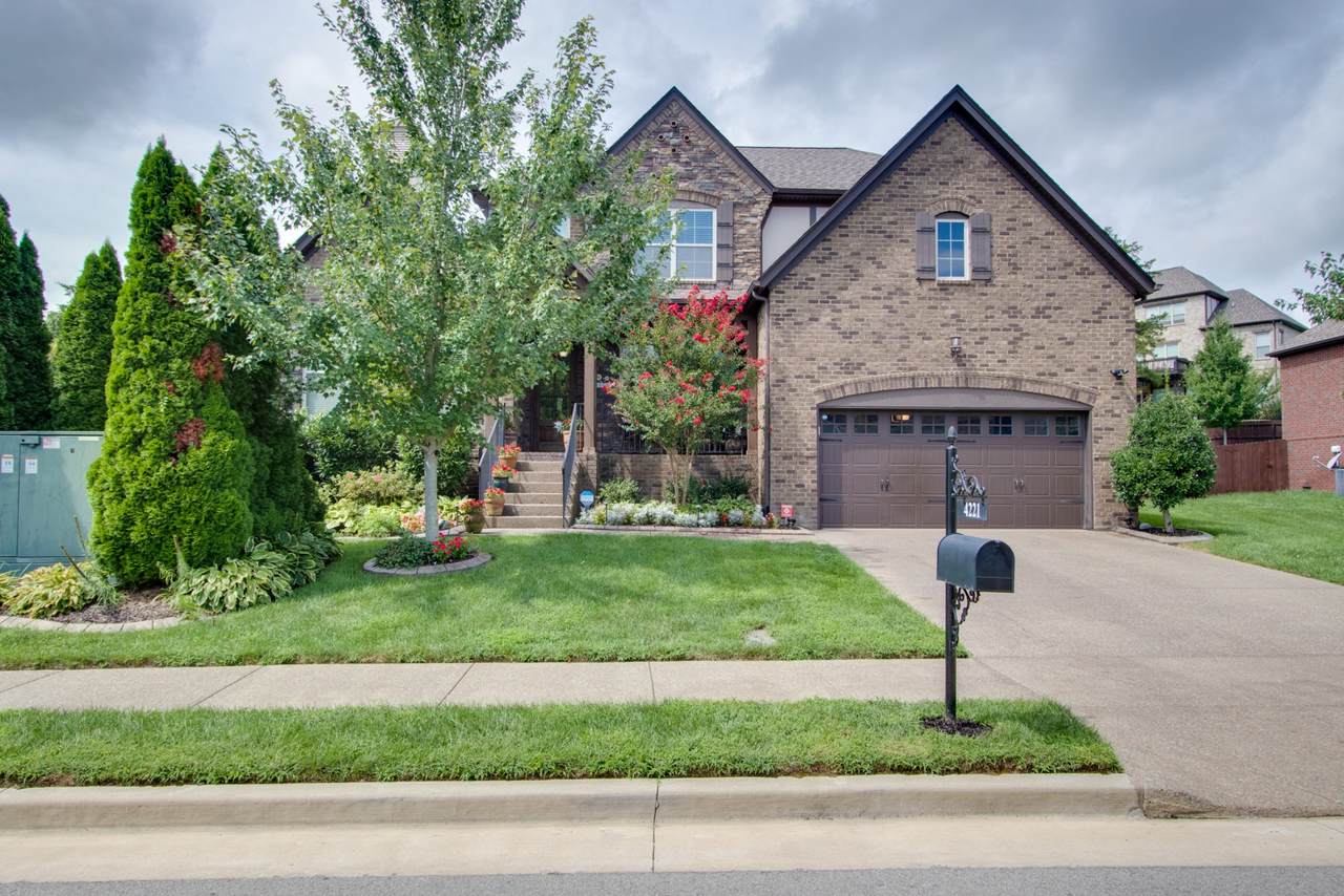 4221 Stone Hall Blvd - Photo 1