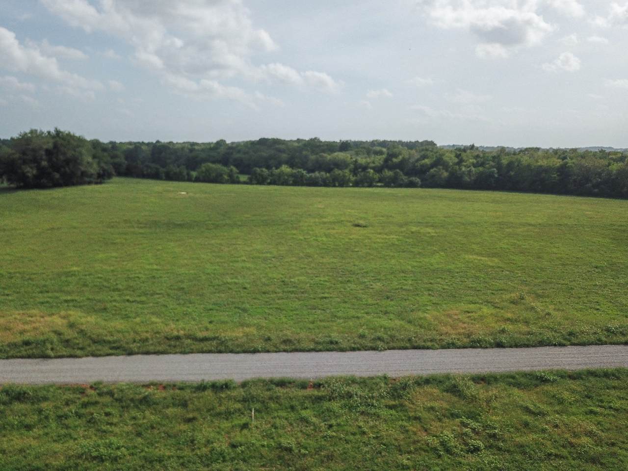 9715 Midland Rd - Photo 1