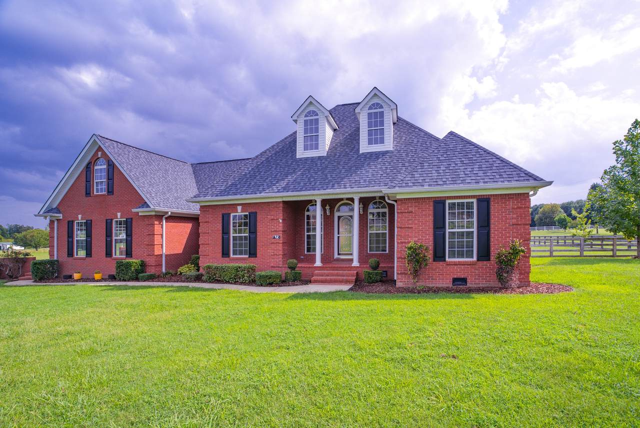 12 Boomer Ln - Photo 1