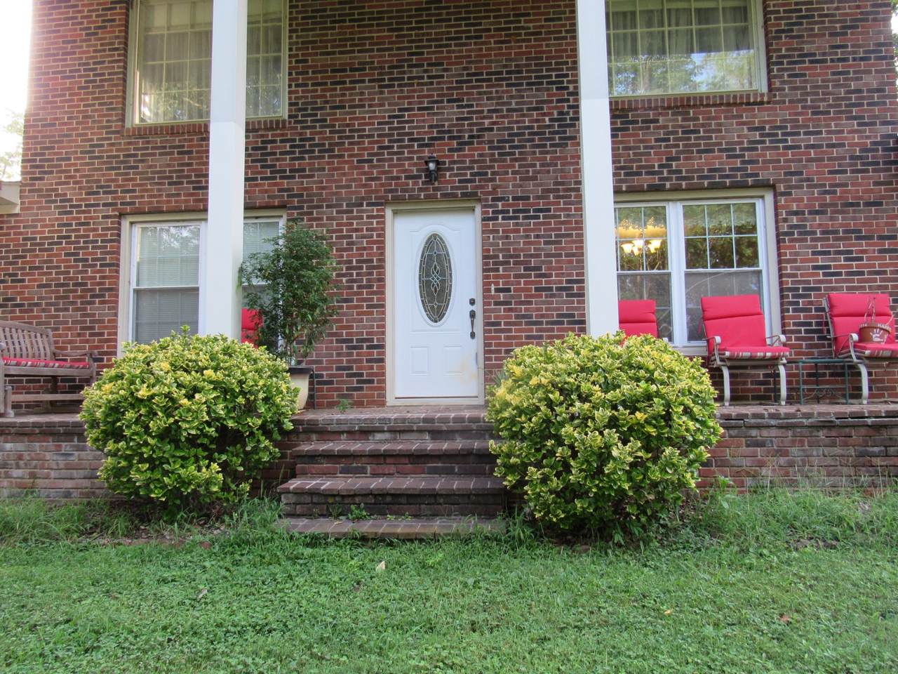 1208 Grizzell Ln - Photo 1