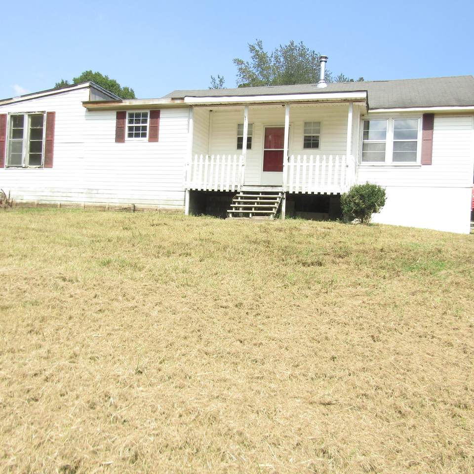 1023 King Lane - Photo 1