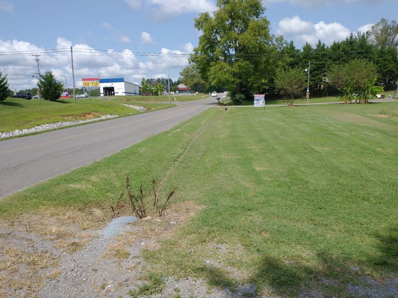 136 Flowertown Rd - Photo 1