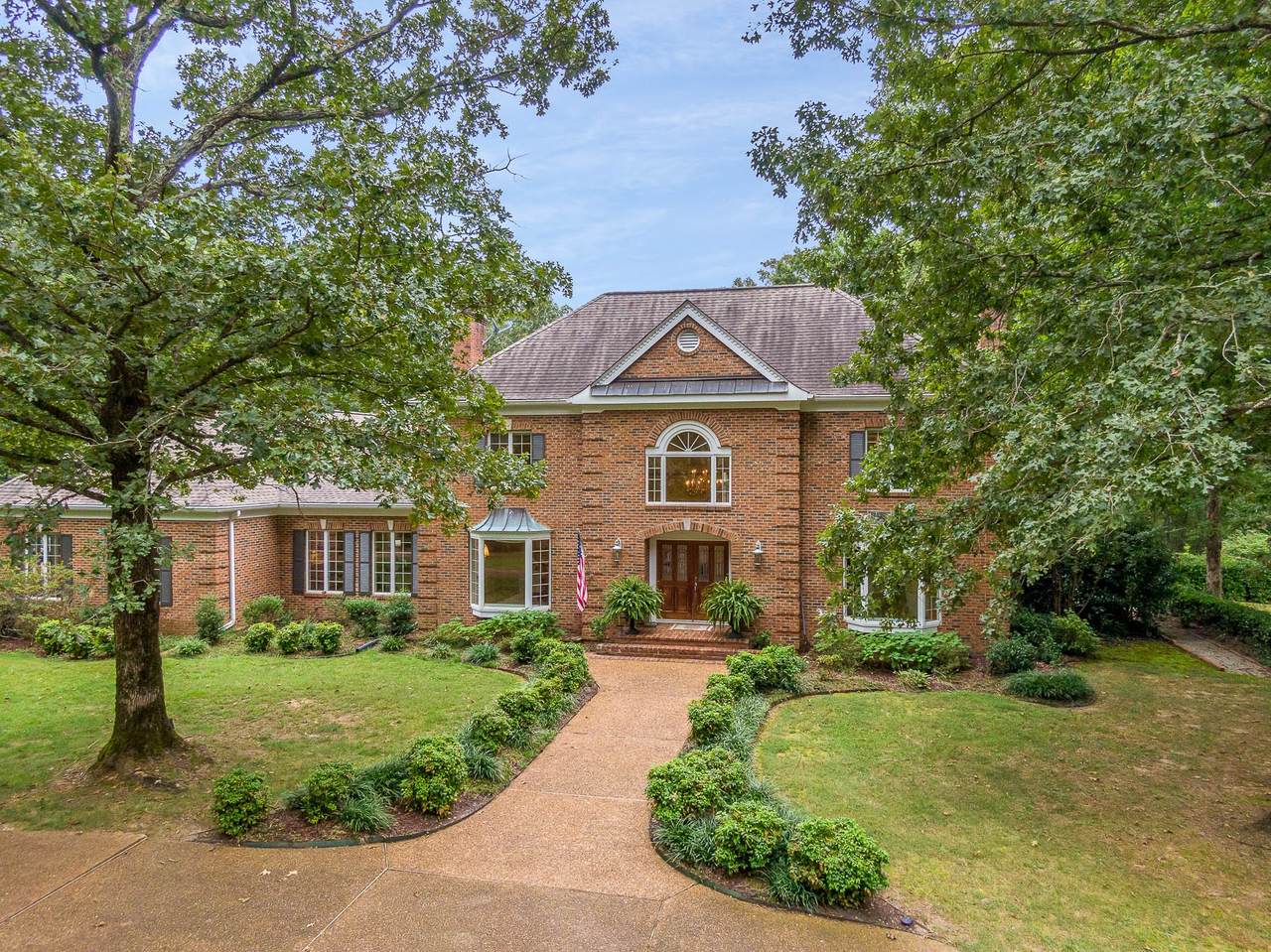 868 Columbia Hwy - Photo 1