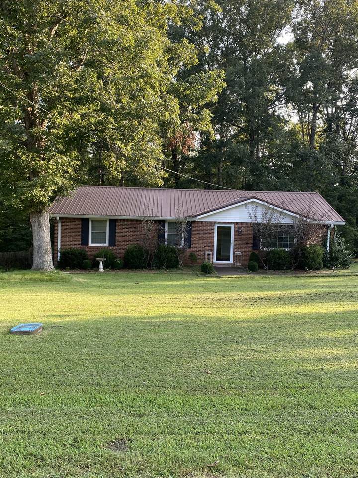 610 Beech St - Photo 1