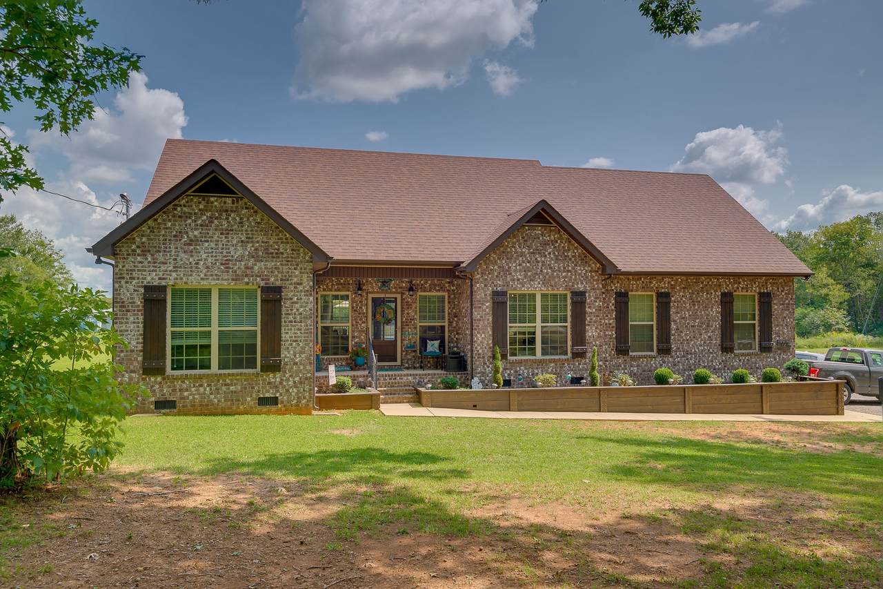 128 Pleasant Way - Photo 1