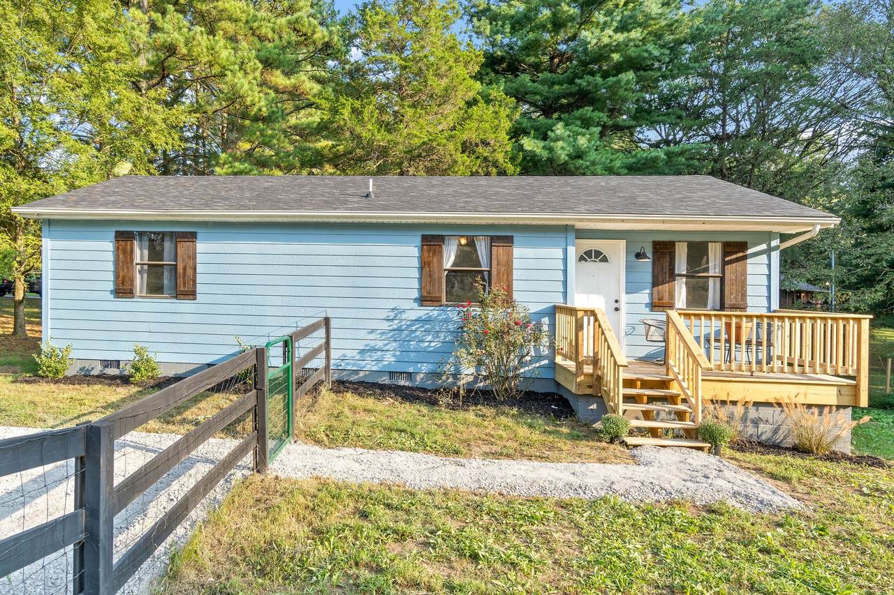 1348 Gip Manning Rd - Photo 1
