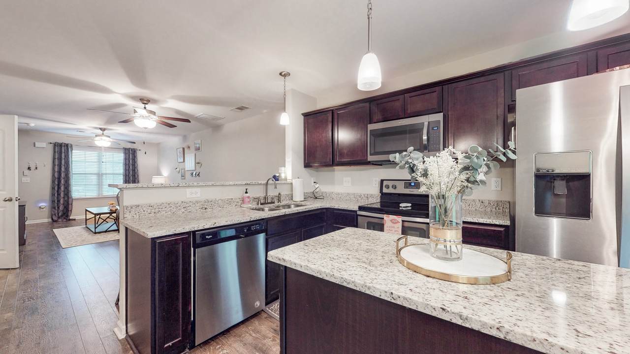 292 Cobblestone Place Dr - Photo 1