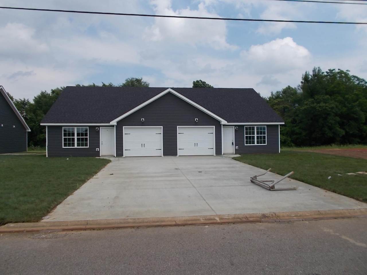 555A Heritage Point Dr - Photo 1