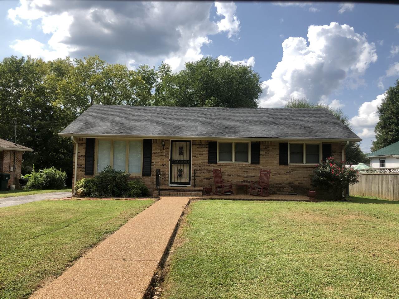 508 Elm St - Photo 1