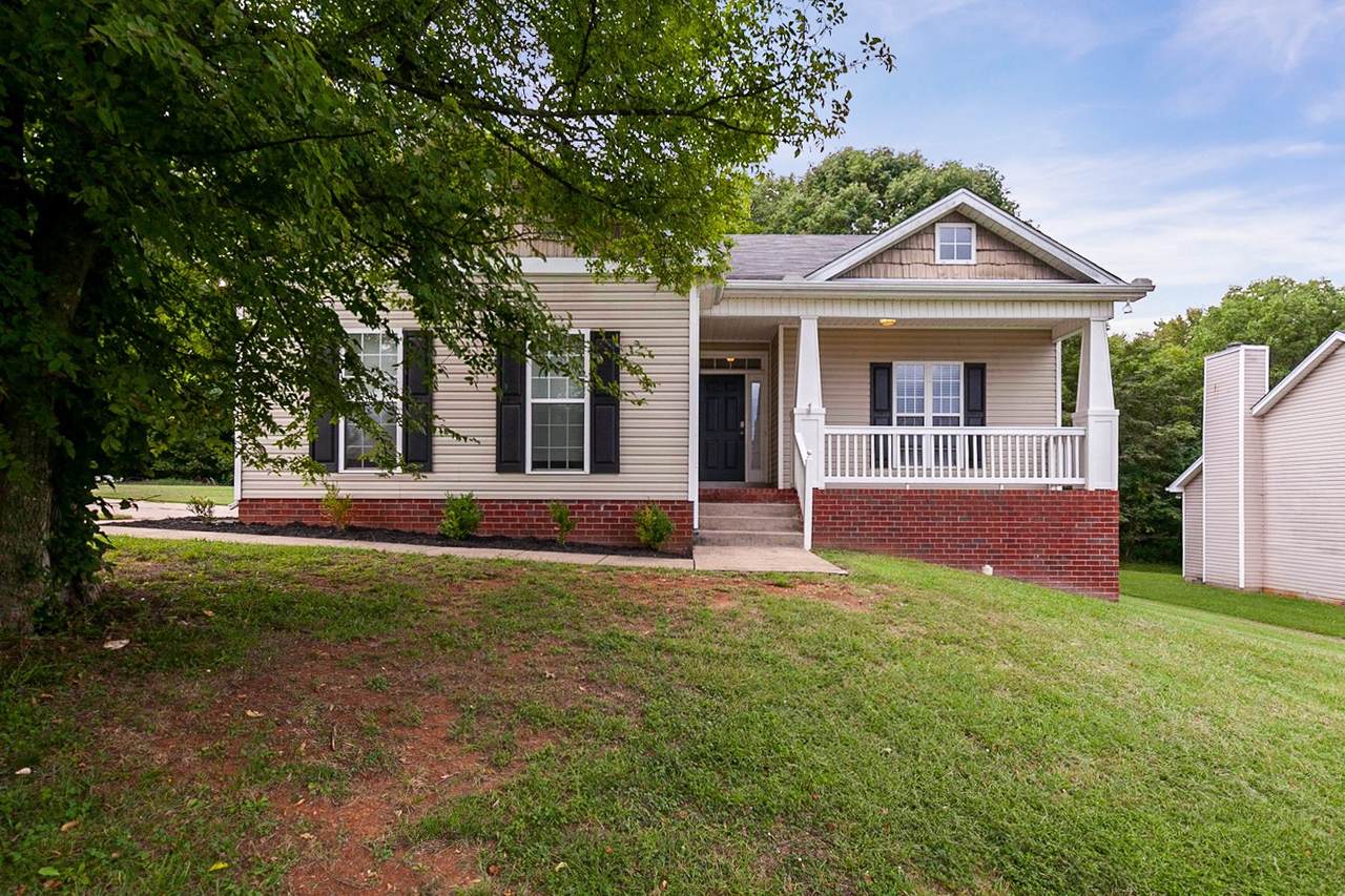1552 Laurel Ledge Dr - Photo 1