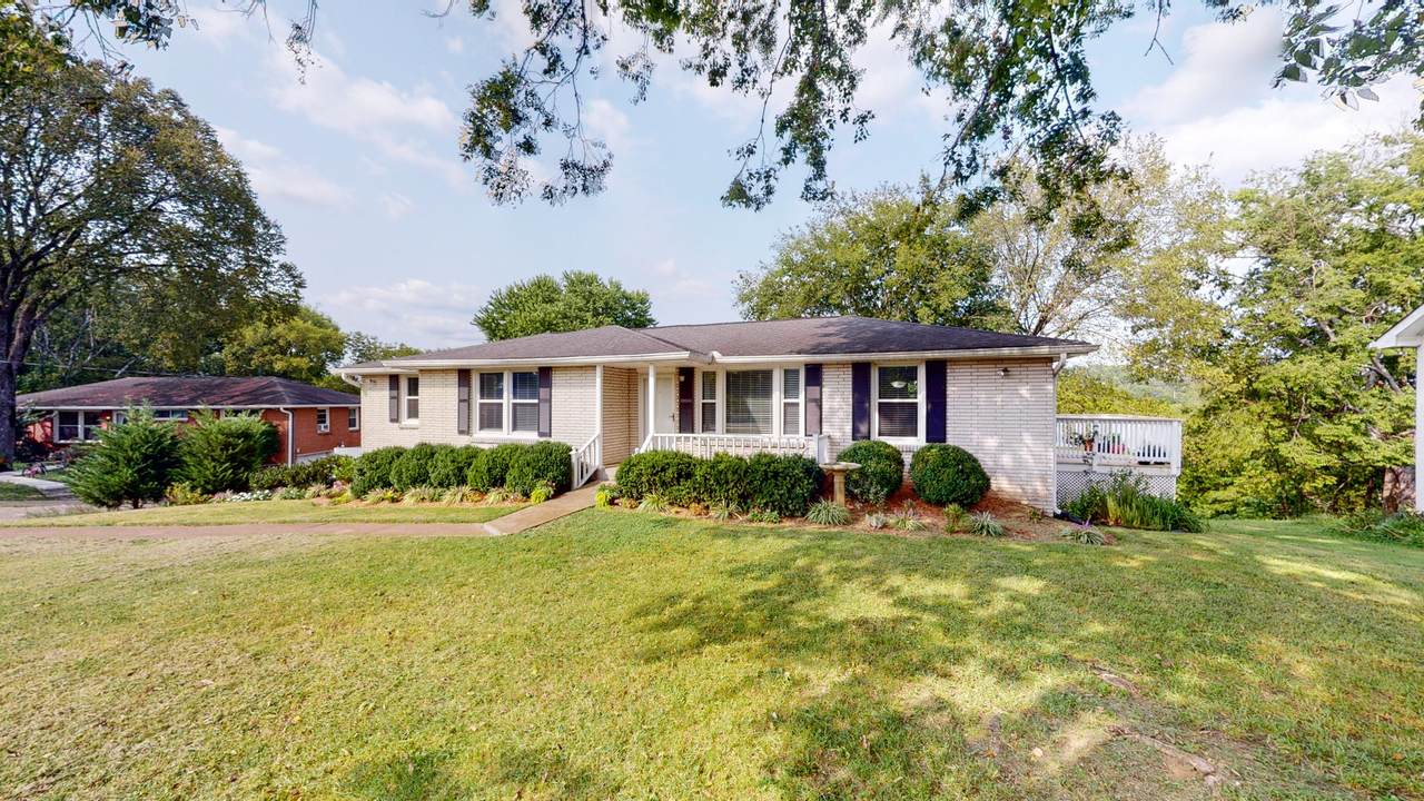 714 Vanoke Dr - Photo 1