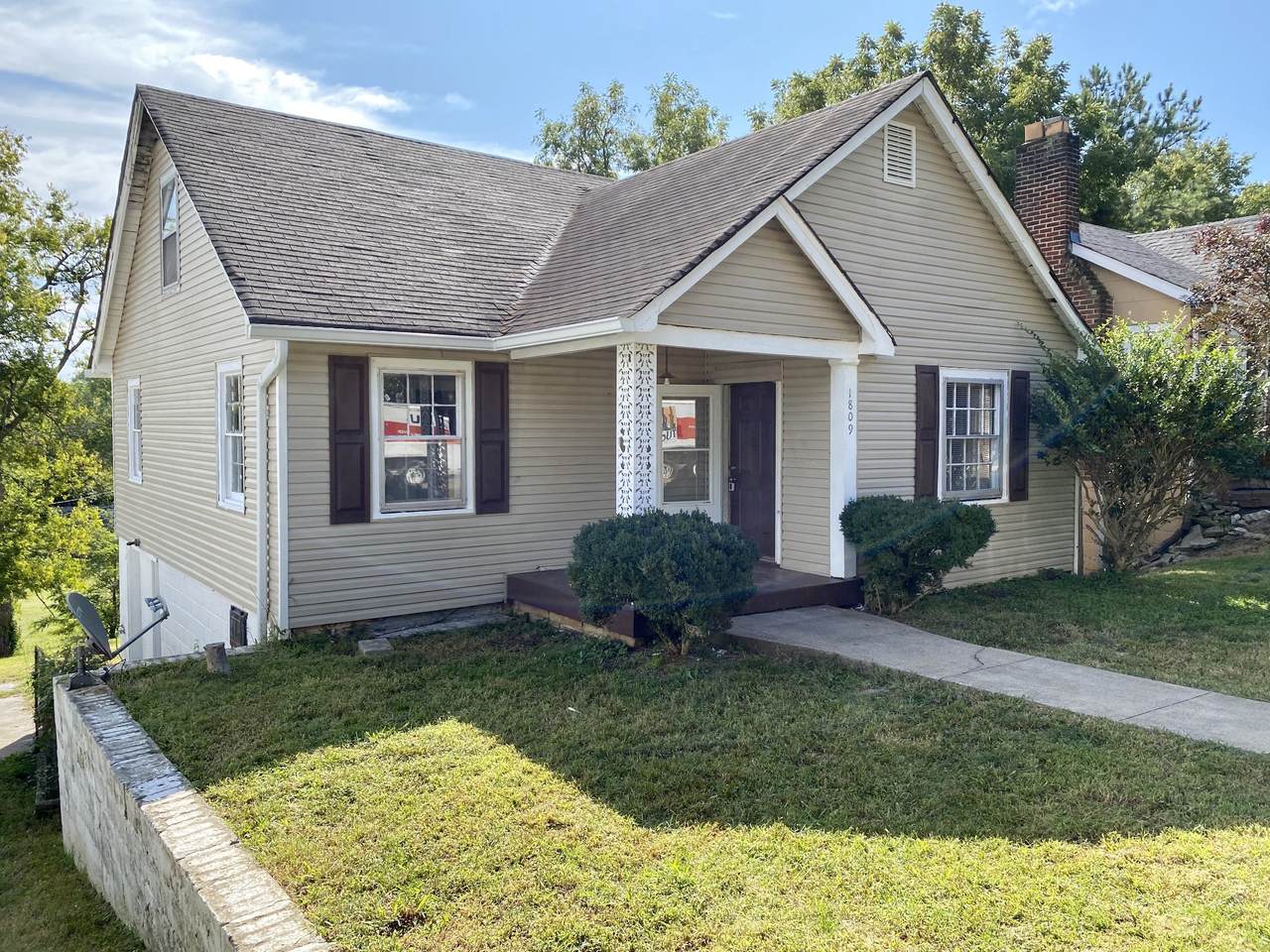 1809 Dimple Ct - Photo 1