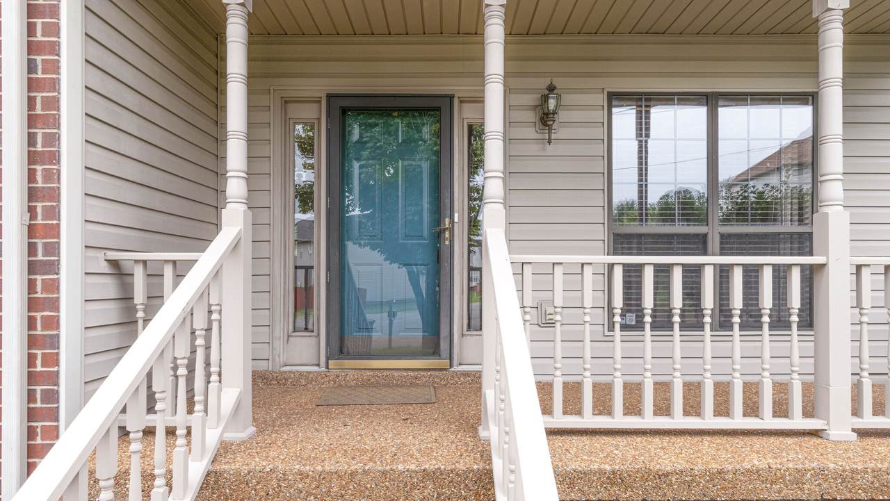708 Pinwheel Ct - Photo 1