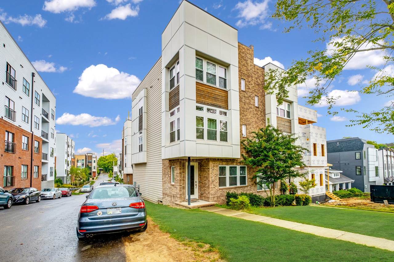 1114B Wade Ave - Photo 1