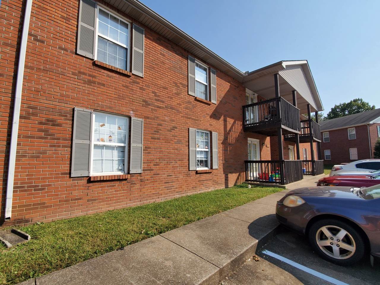 1257 Parkway Pl - Photo 1